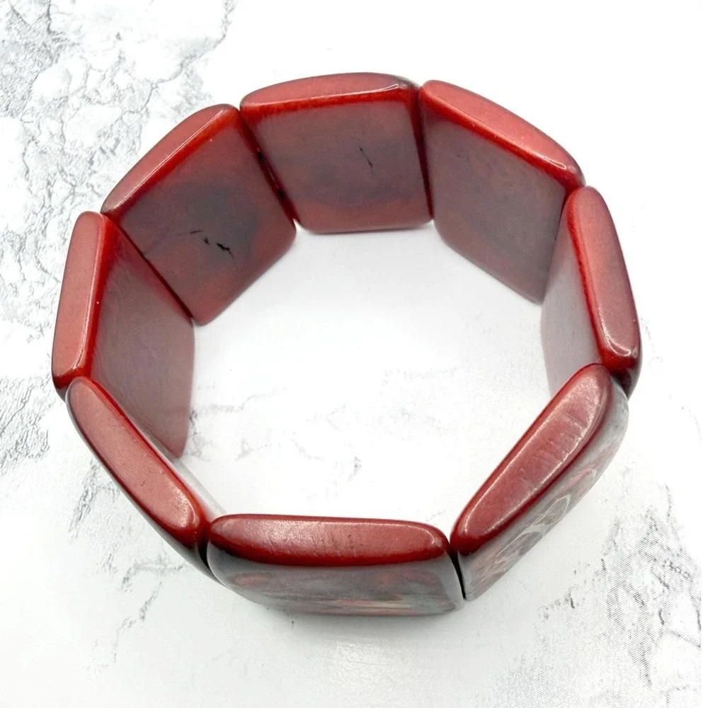 Gothic Bat Panel Stretch Bracelet Red Black Lucite Halloween‎ Spooky